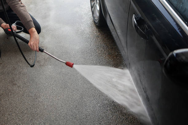 Best Roof Pressure Washing  in Douglass Hills, KY